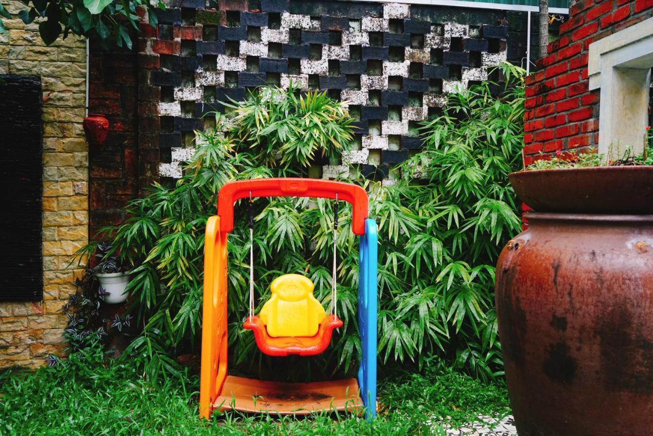 Hue Corner Hostel Exterior photo