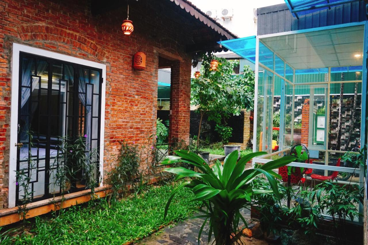Hue Corner Hostel Exterior photo