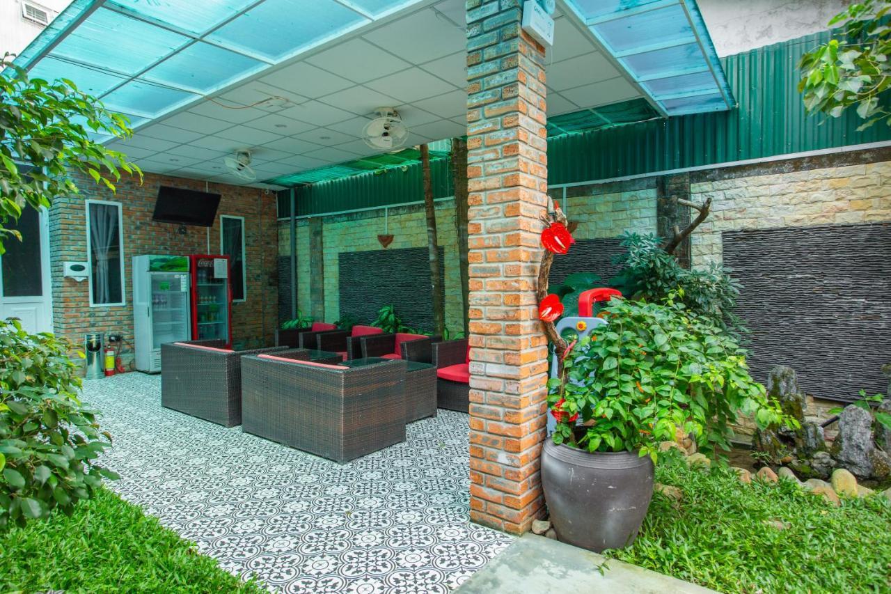 Hue Corner Hostel Exterior photo